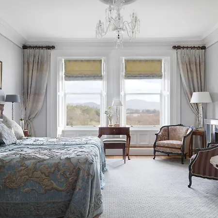 Parknasilla & سنيم