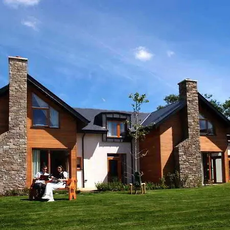 מלון Parknasilla & 4*