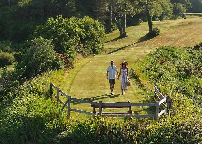 Отель Parknasilla & 4*